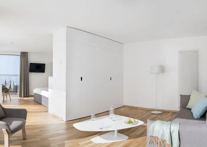 Des Patients Отель Лозанна