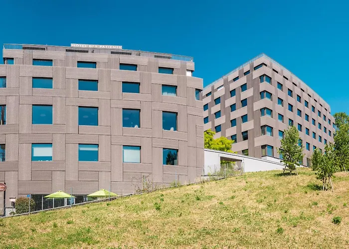 מלון Des Patients 3*