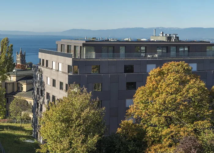 Des Patients מלון